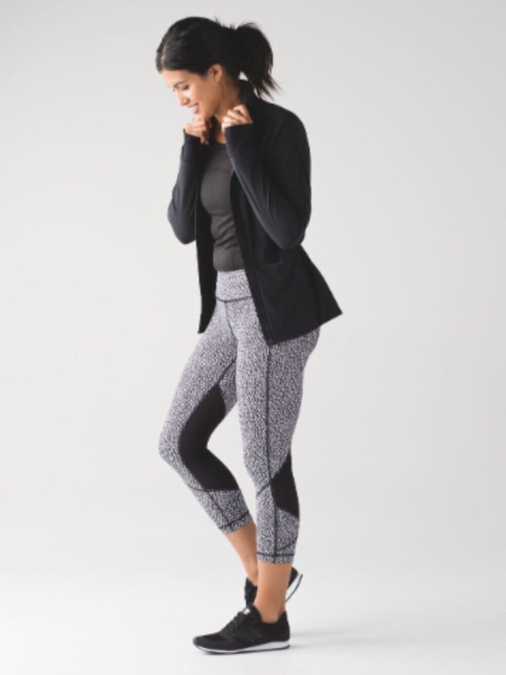Lululemon Pace Rival Crop Pant Scatter Star Grey Black *22" Size 6 - Activewear